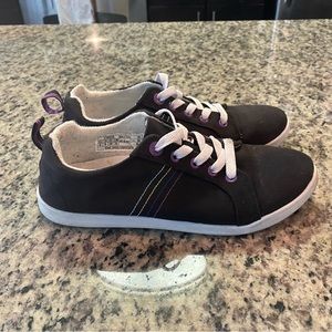 Vionic Women’s Stinson Black Fashion Sneaker Size 8 (2488167)